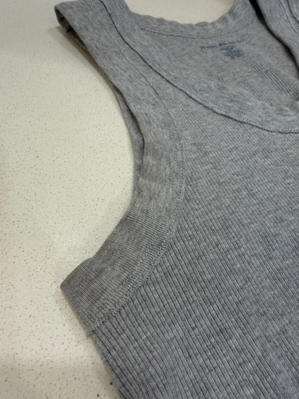 Brandy Melville Gray Ribbed Crop Tank - Picture 3 of 6
